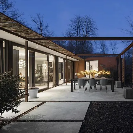 Stalen Boshuis By Droomvilla * Остерхаут