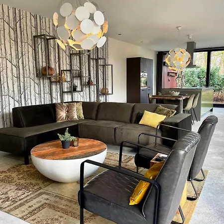 בית נופש Stalen Boshuis By Droomvilla