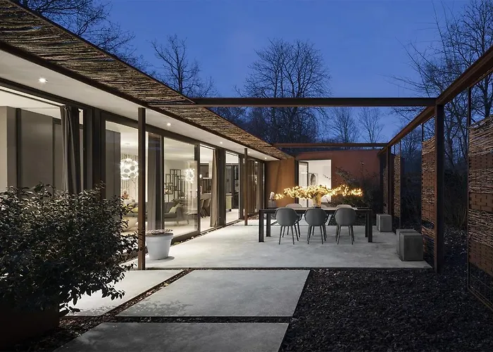 Stalen Boshuis By Droomvilla * Oosterhout