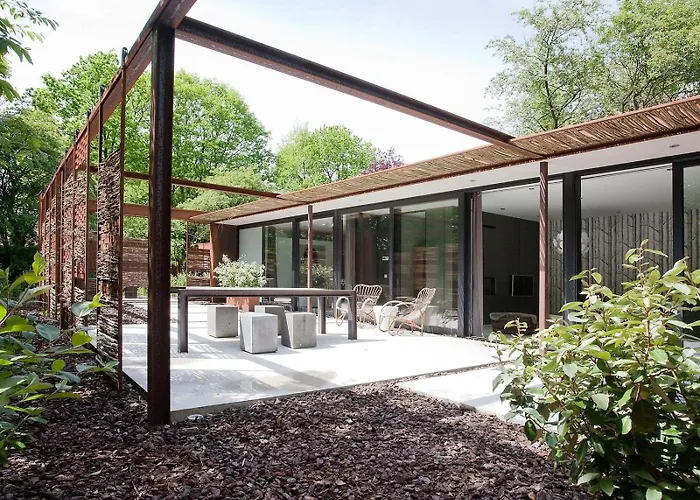 Stalen Boshuis By Droomvilla Nyaraló