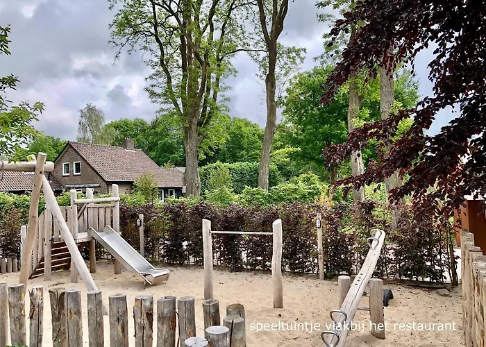 Nyaraló Stalen Boshuis By Droomvilla