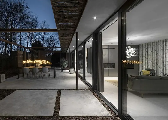 Stalen Boshuis By Droomvilla Дом отдыха *